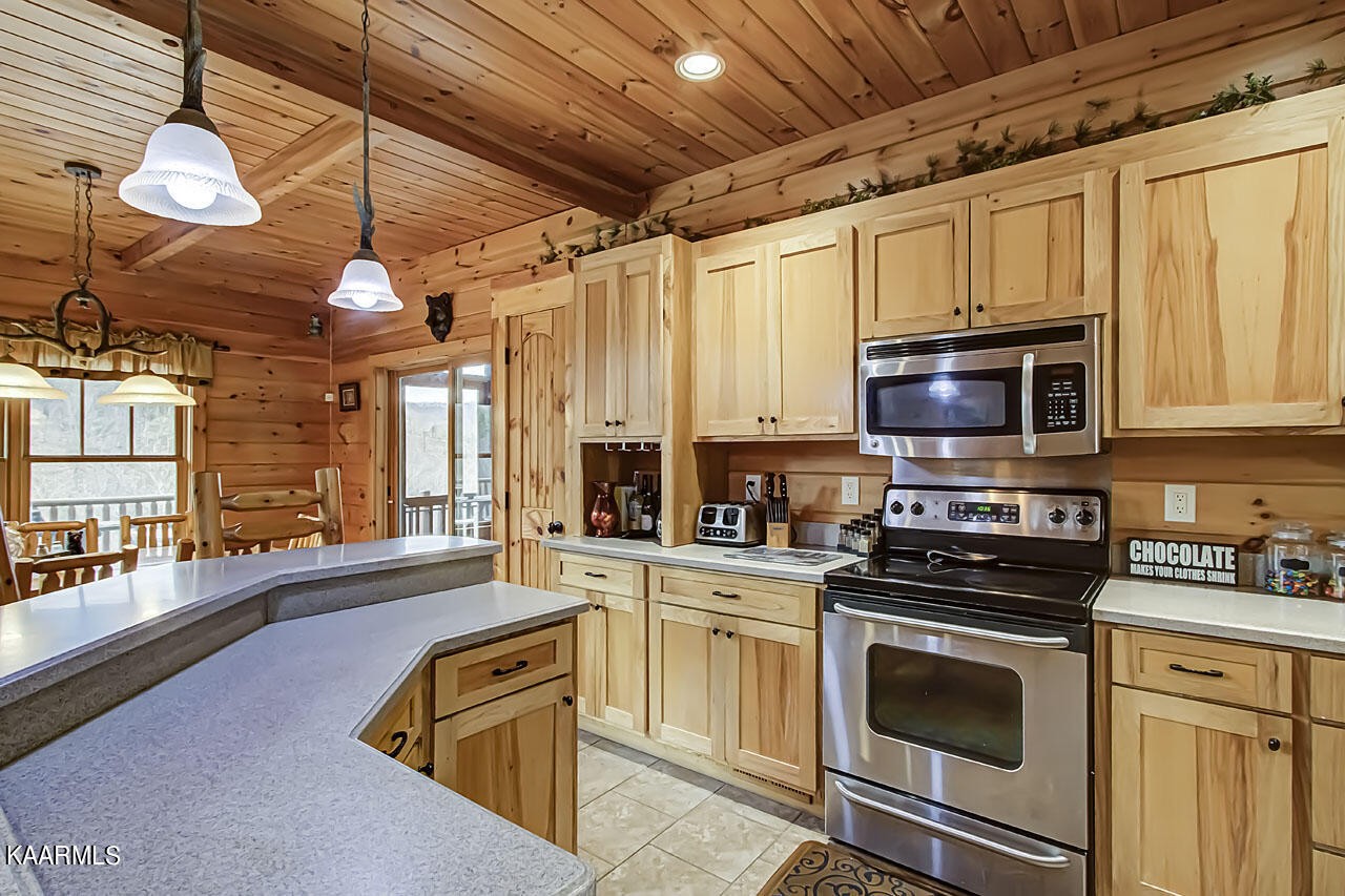 4124 Harvest Moon Road Sevierville, TN 37862 - Photo 11 of 59 Gallery Image 11