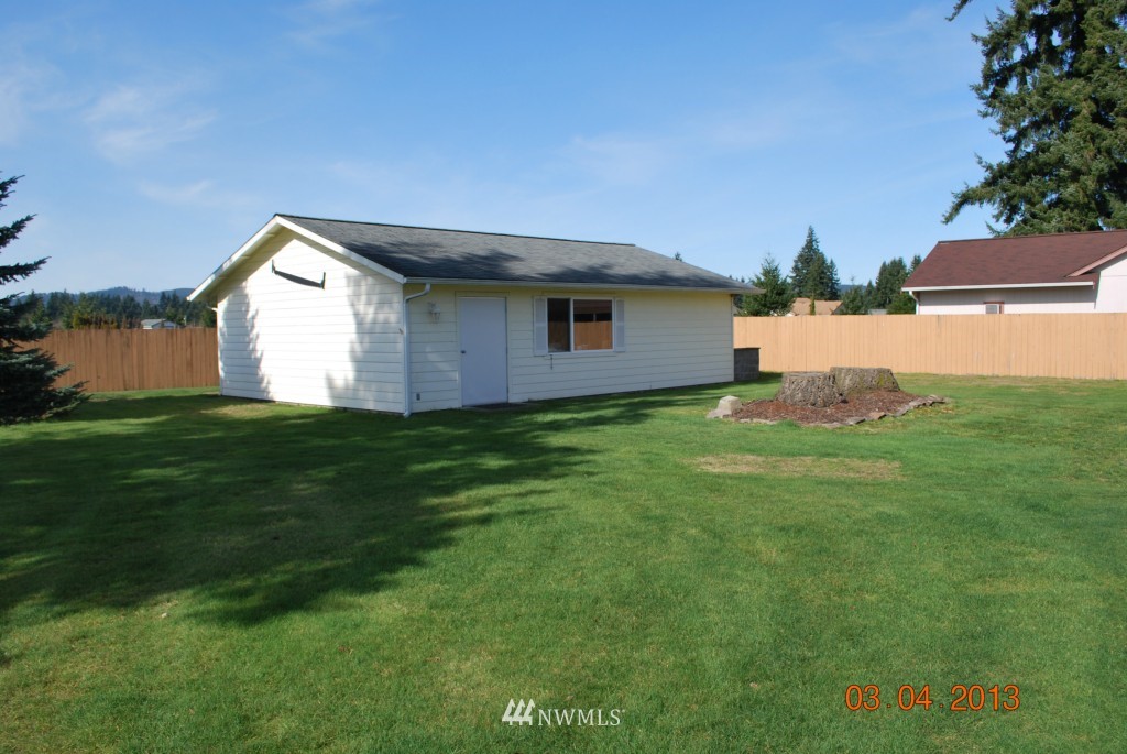 9340 180th Way Southwest Rochester, WA 98579 - Photo 14 of 15