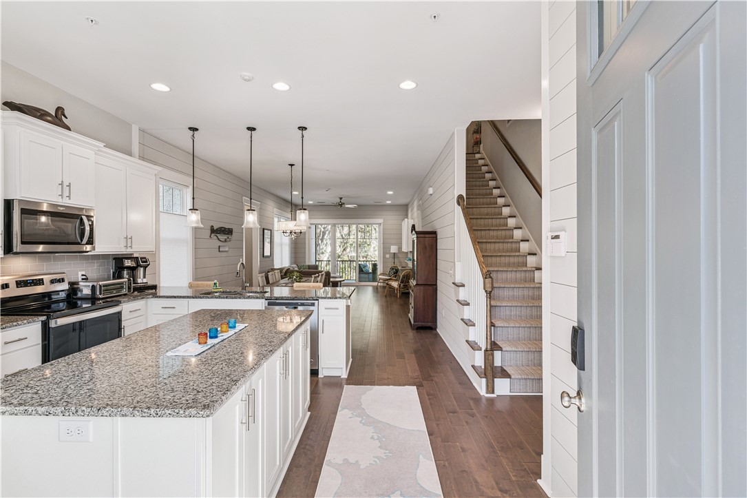 39 Harbor Road Jekyll Island, GA 31527 - Photo 14 of 56