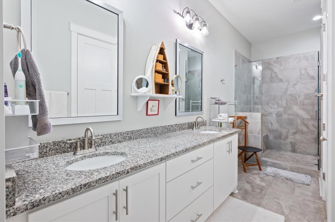 39 Harbor Road Jekyll Island, GA 31527 - Photo 28 of 56 The Primary Bath