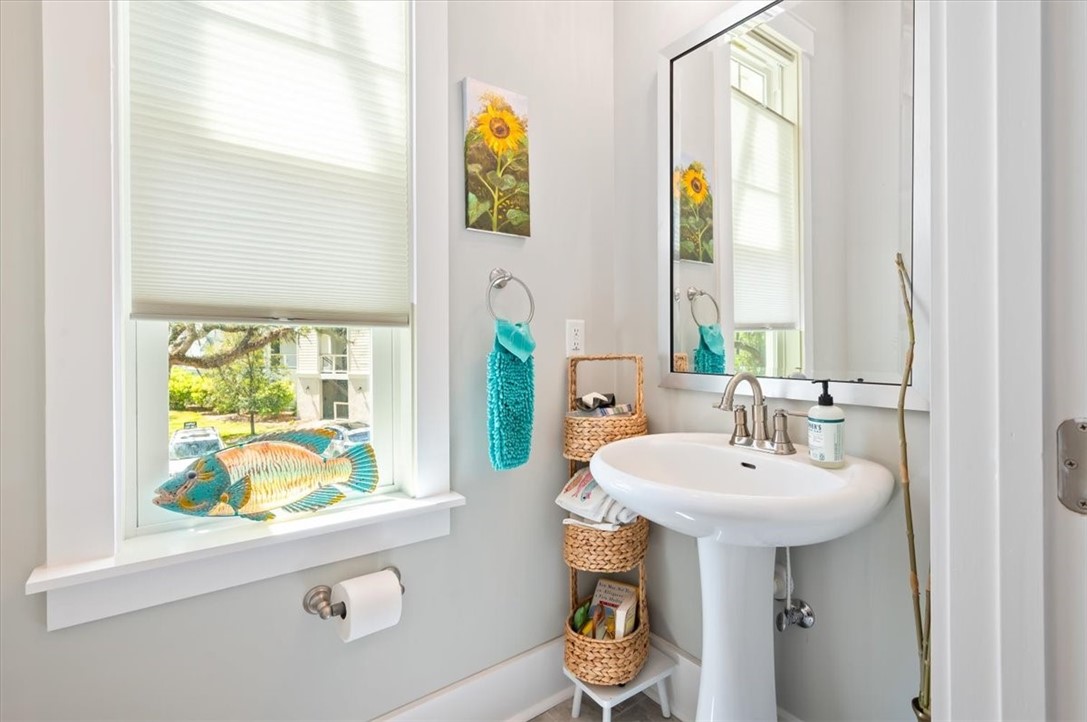 39 Harbor Road Jekyll Island, GA 31527 - Photo 29 of 54 the half bath
