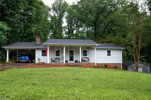 $269,900 | 216 Brookwood Drive, Elkin, NC 28621