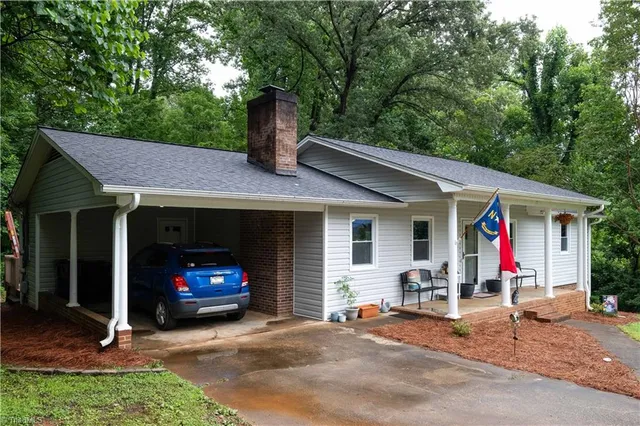 $269,900 | 216 Brookwood Drive, Elkin, NC 28621