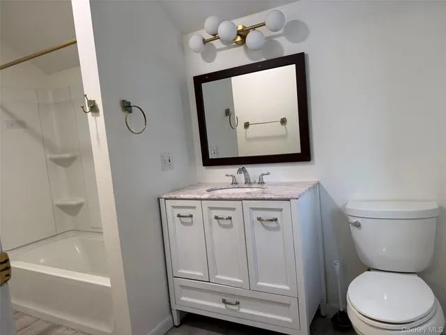 $2,200 | 136 Mountain Road, Unit B, Pine Bush, NY 12566