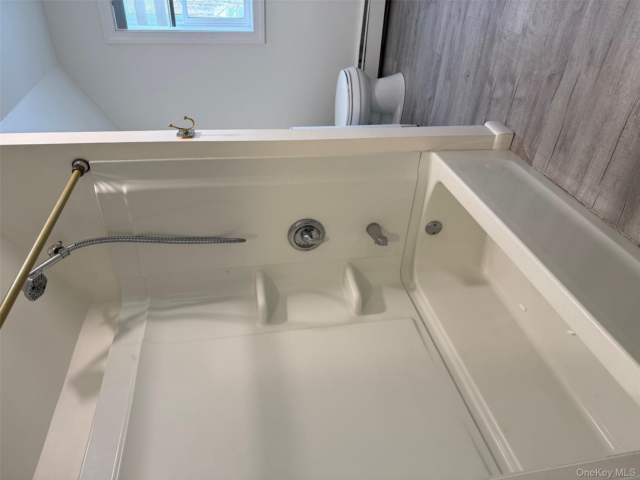 136 Mountain Road, Unit B Pine Bush, NY 12566 - Photo 12 of 17