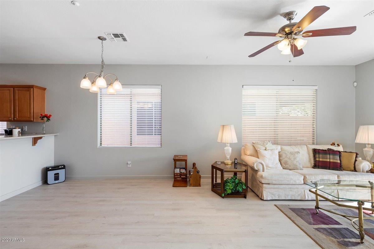 1663 West Morse Drive Anthem, AZ 85086 - Photo 8 of 21 08-Family to Dining