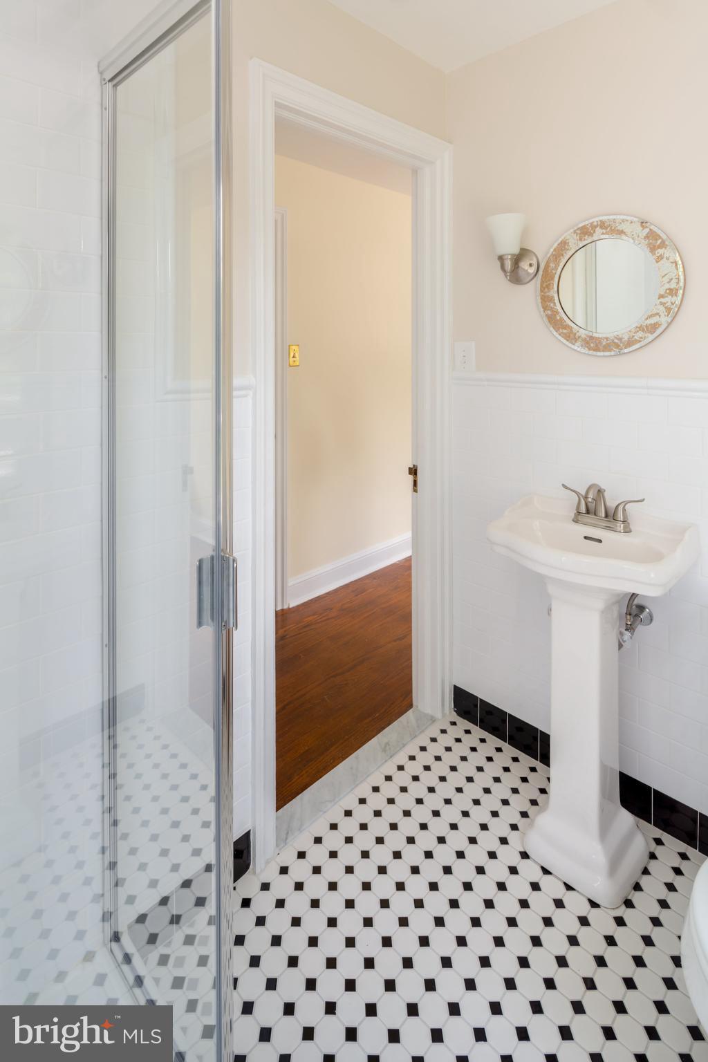 1333 Medford Road Wynnewood, PA 19096 - Photo 22 of 32 Bath - En Suite.