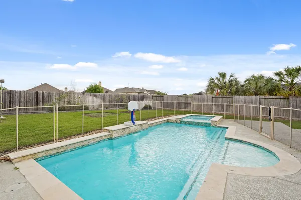 $600,000 | 16834 Gypsy Red Drive, Cypress, TX 77433