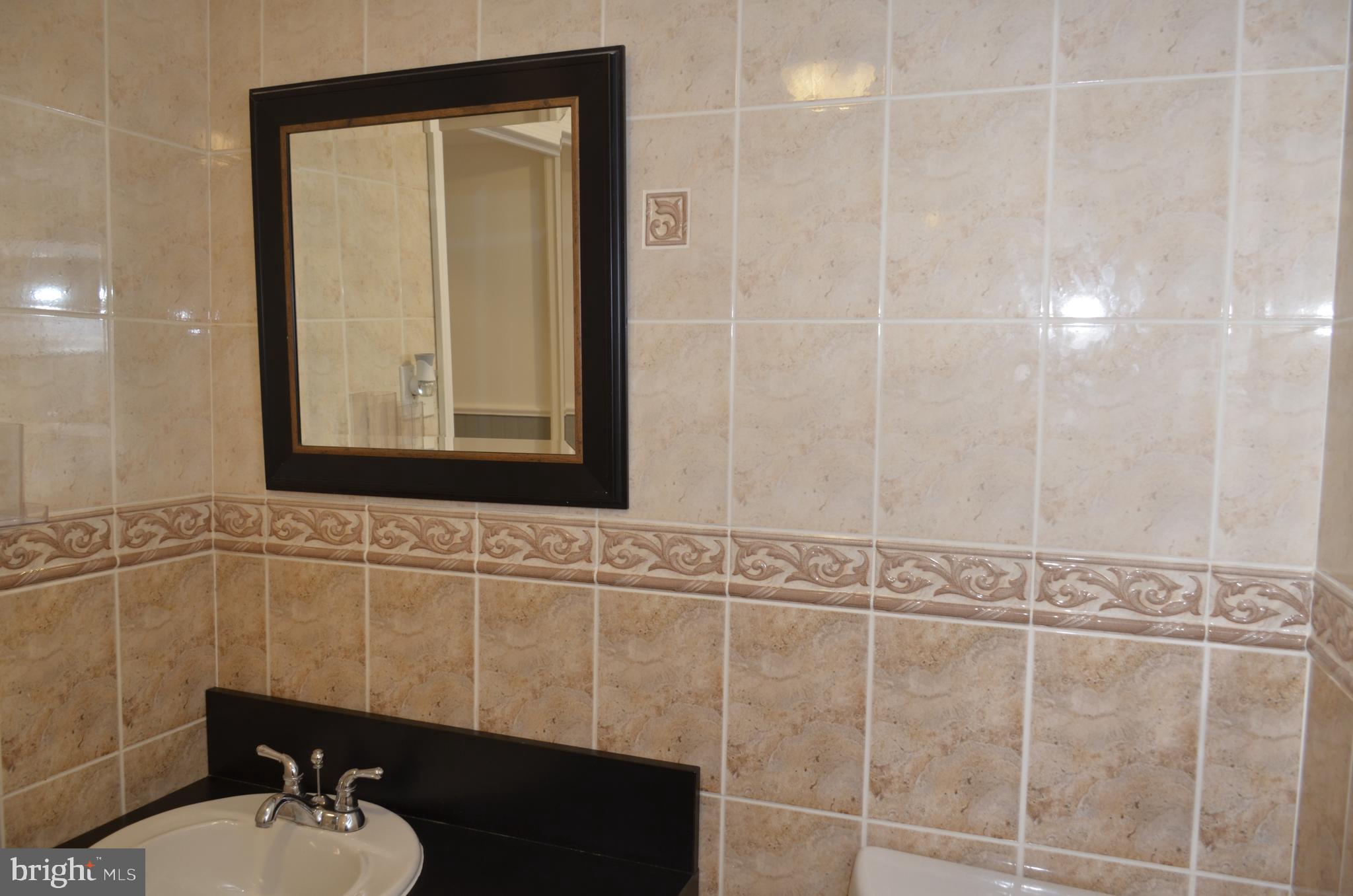 1245 Cushmore Road Southampton, PA 18966 - Photo 23 of 36 Powder Room - Lower Level