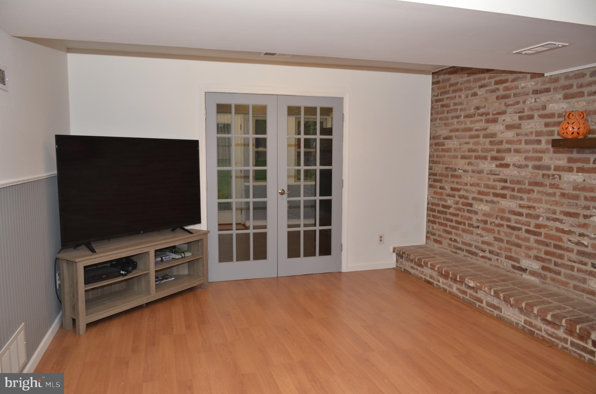 1245 Cushmore Road Southampton, PA 18966 - Photo 27 of 36 Family Room