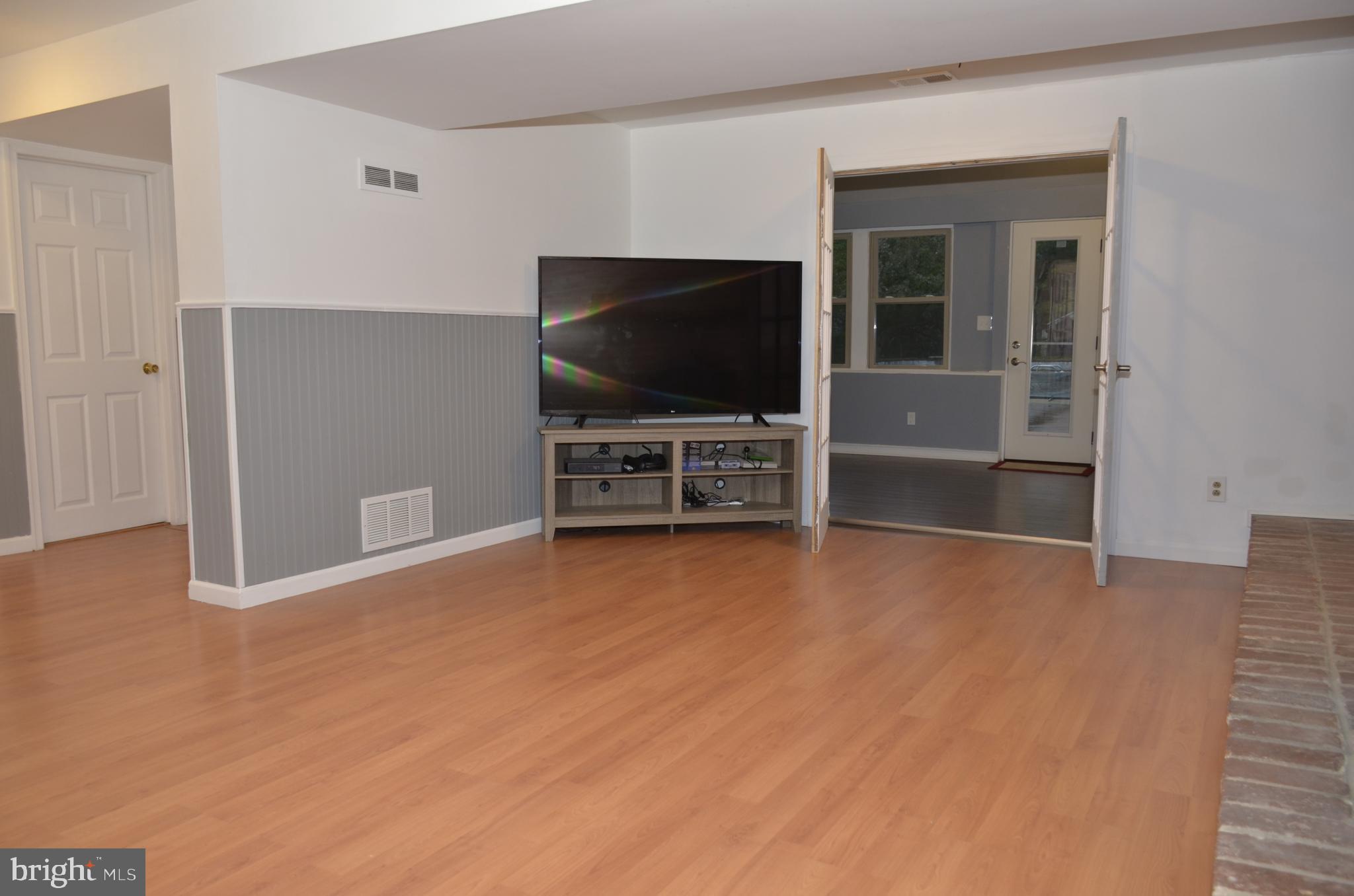 1245 Cushmore Road Southampton, PA 18966 - Photo 29 of 36 Family Room
