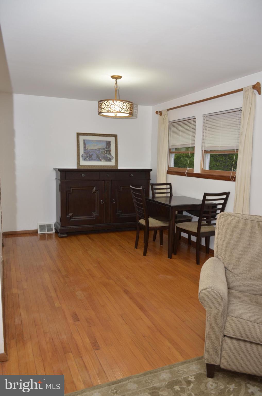 1245 Cushmore Road Southampton, PA 18966 - Photo 8 of 36 Dining Room
