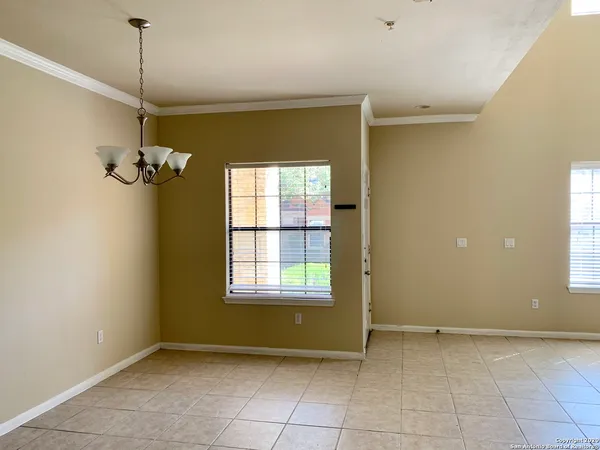 $1,850 | 6160 Eckhert Road, Unit 505, San Antonio, TX 78240