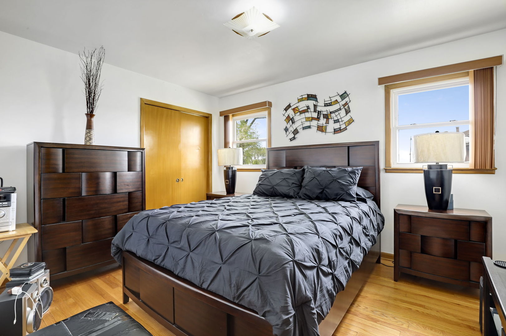 1417 North Wolf Road Berkeley, IL 60163 - Photo 12 of 23 Gallery Image 12