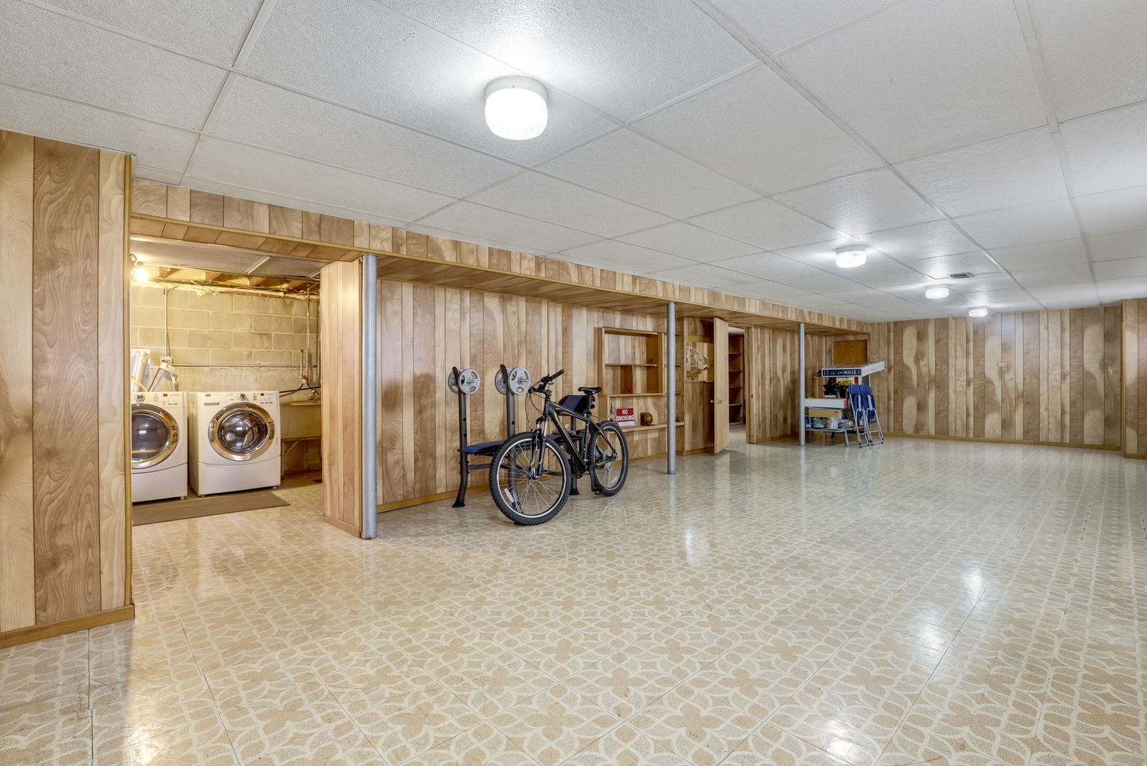 1417 North Wolf Road Berkeley, IL 60163 - Photo 16 of 23 Gallery Image 16