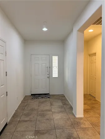 $3,500 | 6840 Sunsight Way, Jurupa Valley, CA 92509