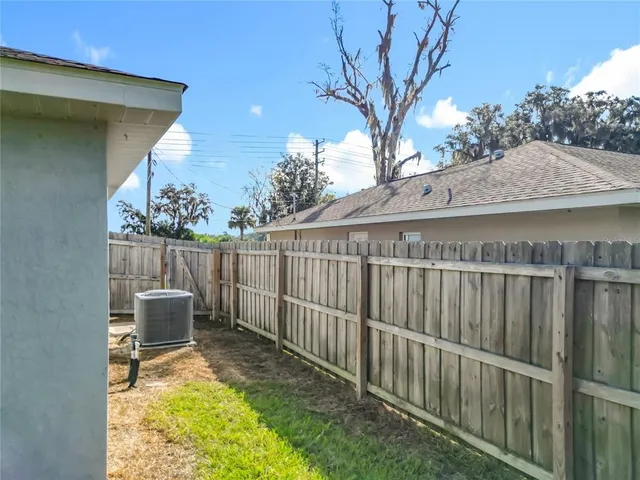 $1,800 | 1954 Northwest 21st Avenue, Ocala, FL 34475