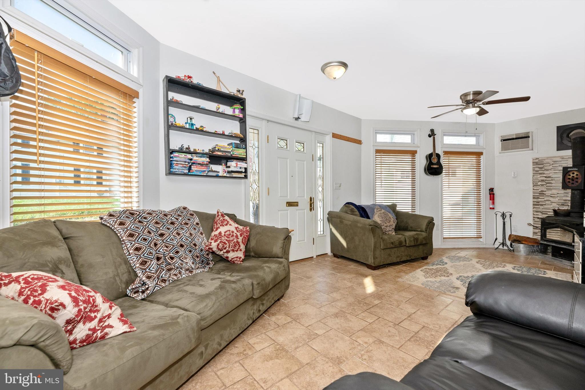 1 East D Street Brunswick, MD 21716 - Photo 19 of 85 Sunroom