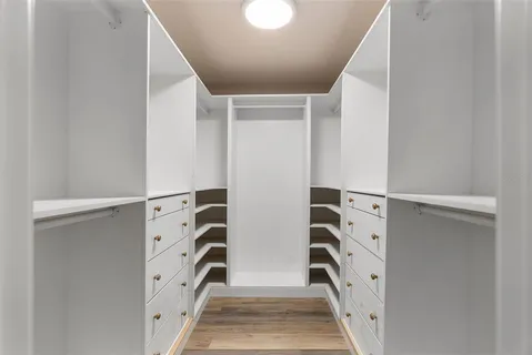 a view of walk in closet
