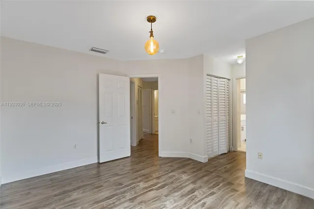 $3,200 | Lakes of Western Pines, Pembroke Pines, FL 33028