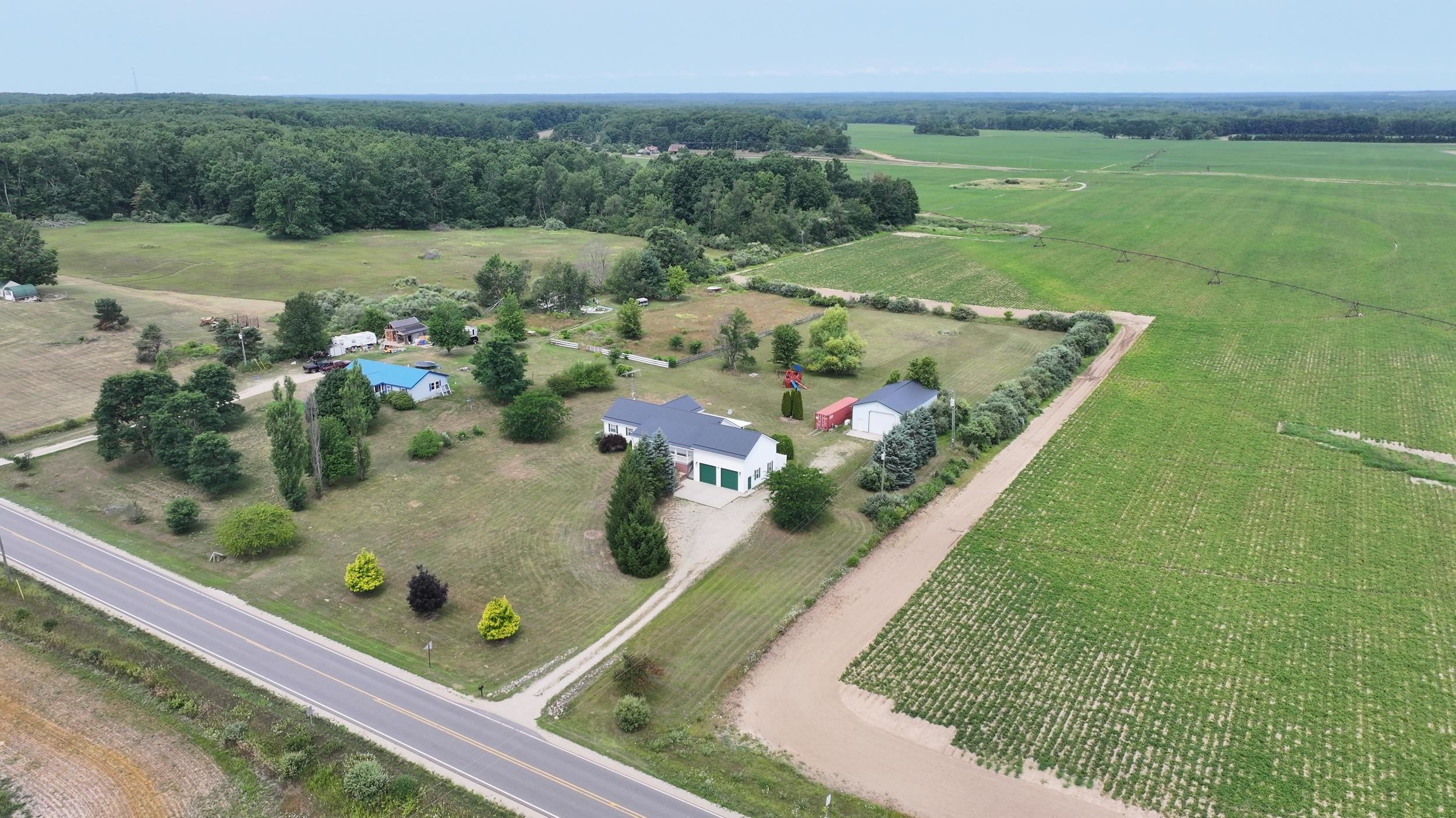 1190 Arthur Road Remus, MI 49340 - Photo 71 of 76 1949366-9c27f251-9493-4de7-b177-60e9649dfa23.JPG