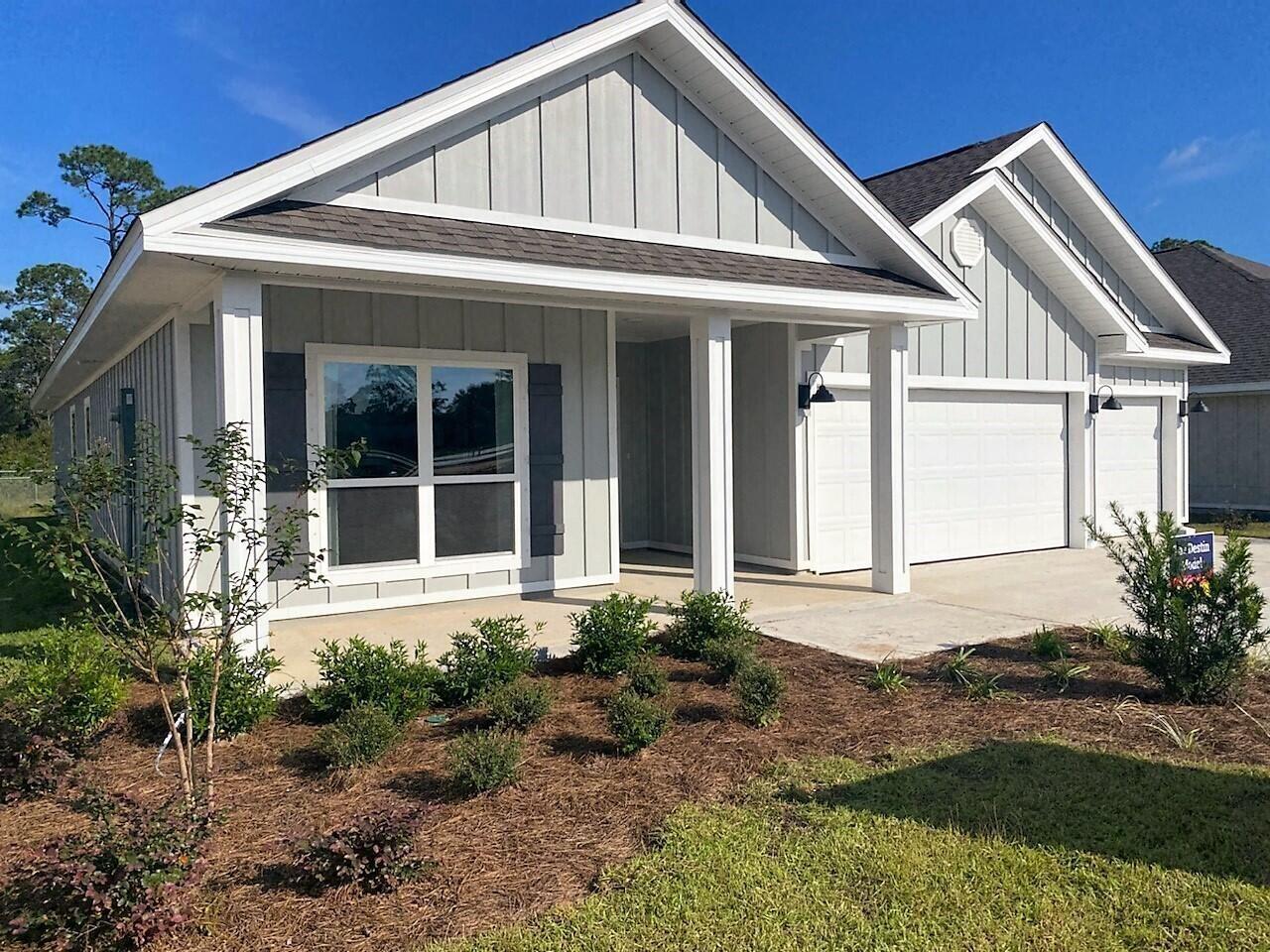 820 Otto Loop Crestview, FL 32539 - Photo 3 of 41 DESTIN D8 Roman Oaks 20220711215734694
