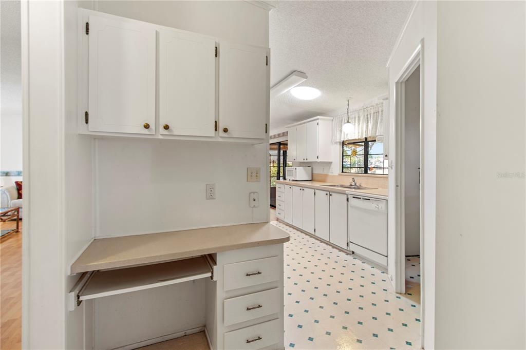 153 Egret Circle Ellenton, FL 34222 - Photo 26 of 61