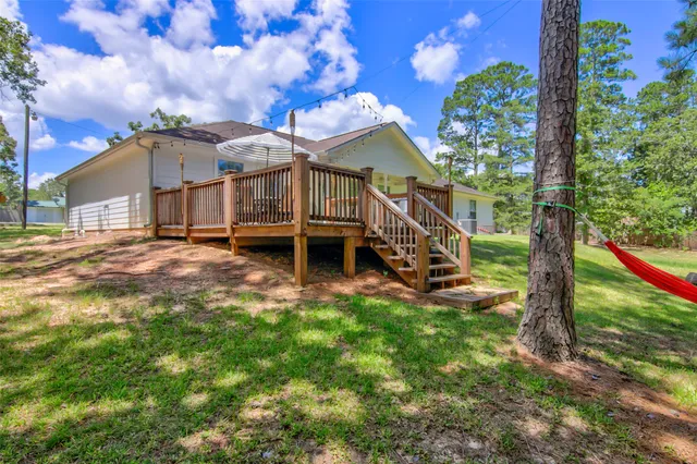 $300,000 | 240 Parkside Loop, Brookeland, TX 75931