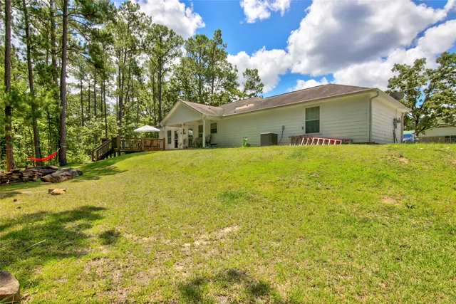 $300,000 | 240 Parkside Loop, Brookeland, TX 75931