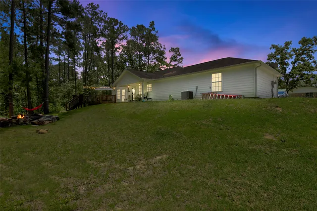 $300,000 | 240 Parkside Loop, Brookeland, TX 75931