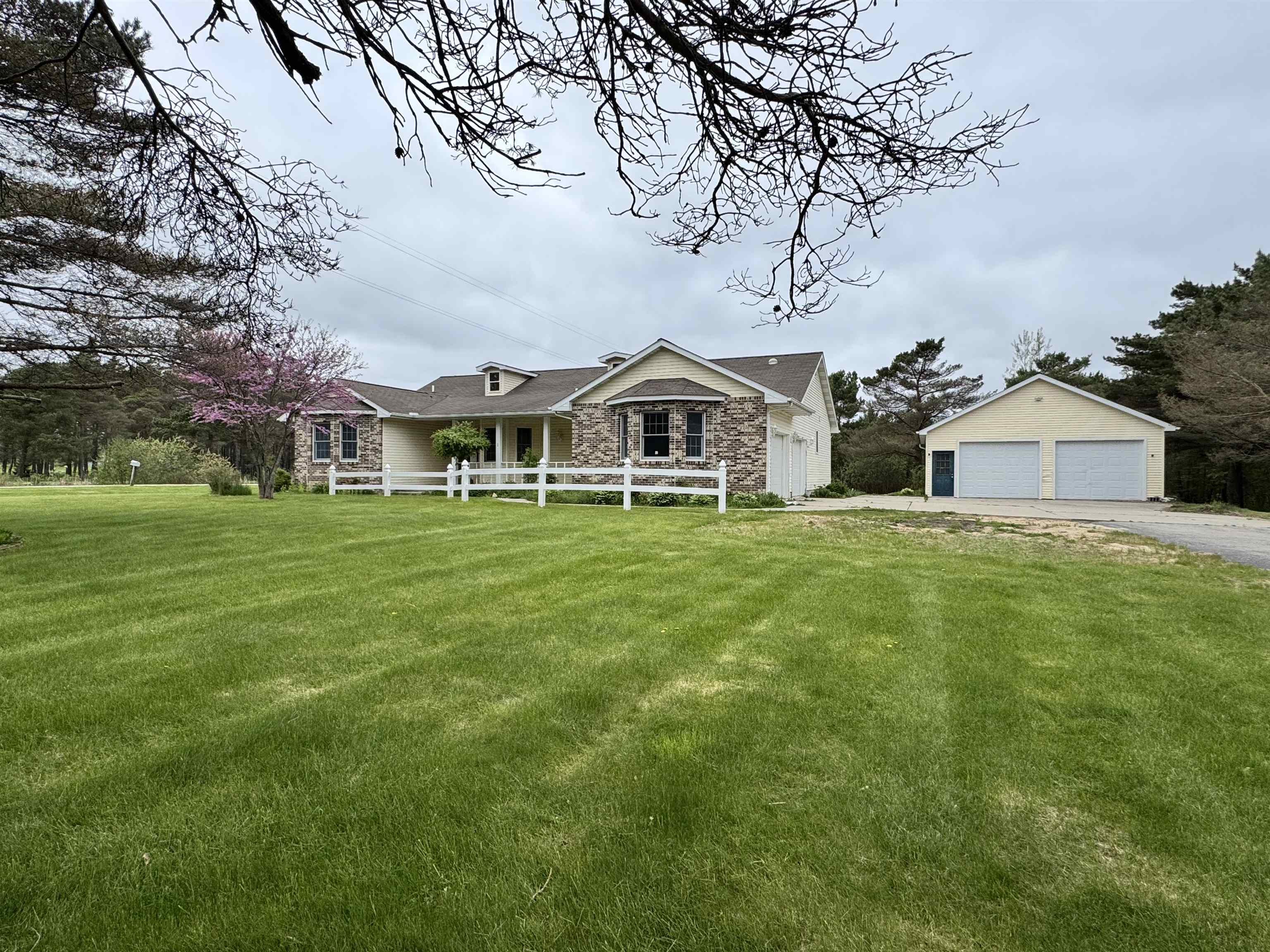 3201 East Long Lake Road Harrison, MI 48625 - Photo 47 of 47 1933959-77178c3f-9595-433a-86d8-cb8e92e1d844.JPG