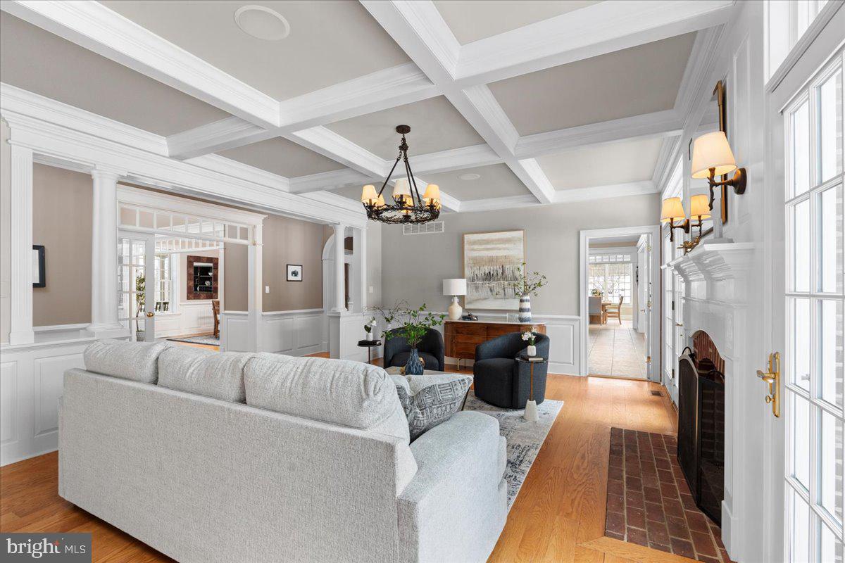 1568 Sacketts Ford Road Ivyland, PA 18974 - Photo 8 of 100