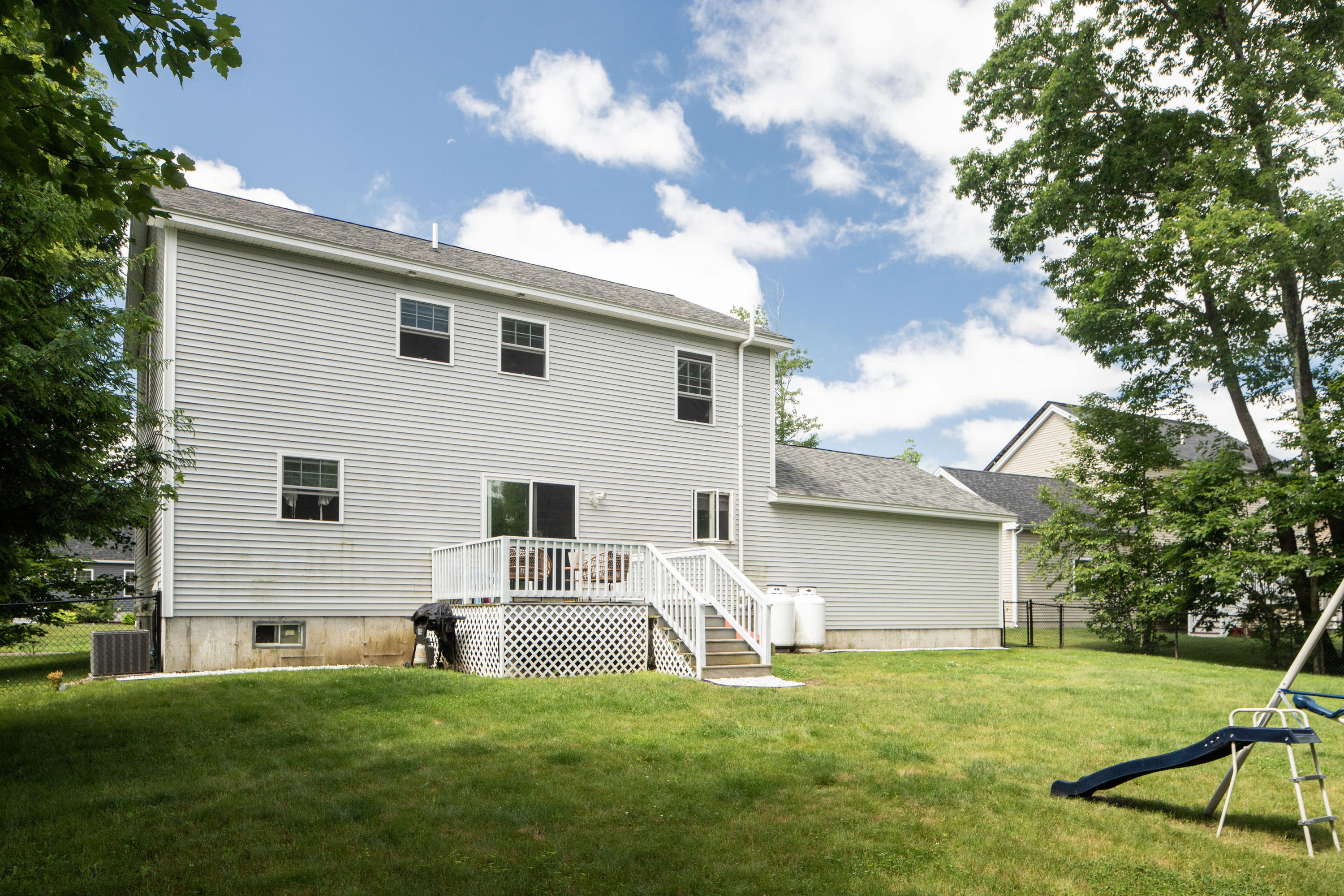 18 Collins Circle Rochester, NH 03867 - Photo 28 of 29 18 Collins Circle