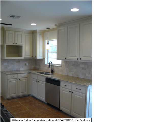 10265 Cal Road Baton Rouge, LA 70809 - Photo 3 of 16