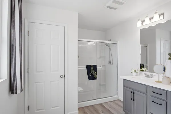 $699,999 | 1703 West Woodward Avenue, Manteca, CA 95337