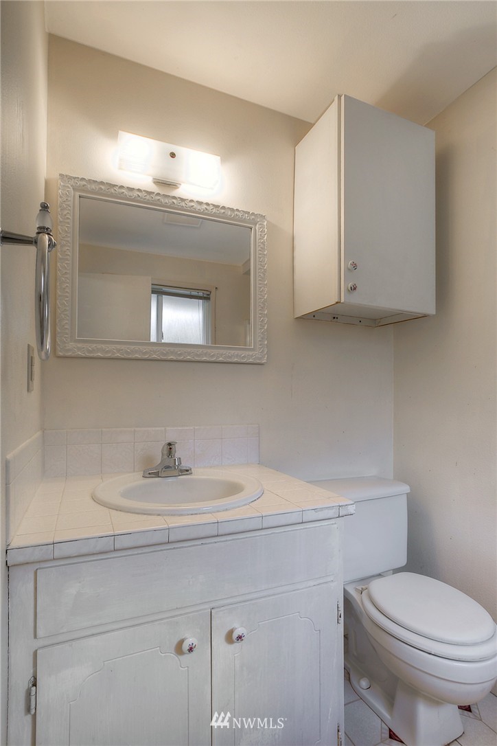 9043 Ridgeview Circle West University Place, WA 98466 - Photo 11 of 12 Gallery Image 11
