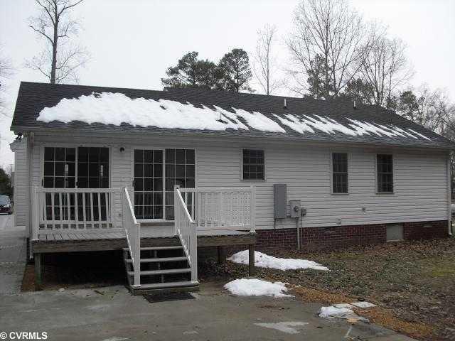126 Apache Road Tappahannock, VA 22560 - Photo 5 of 5 Exterior Back