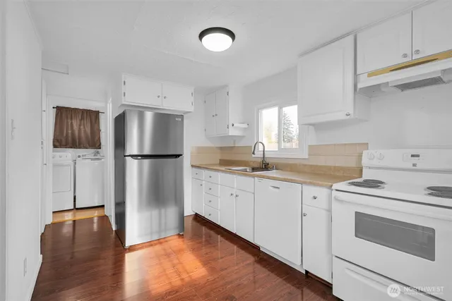 $475,000 | 16030 15th Avenue Southwest, Burien, WA 98166