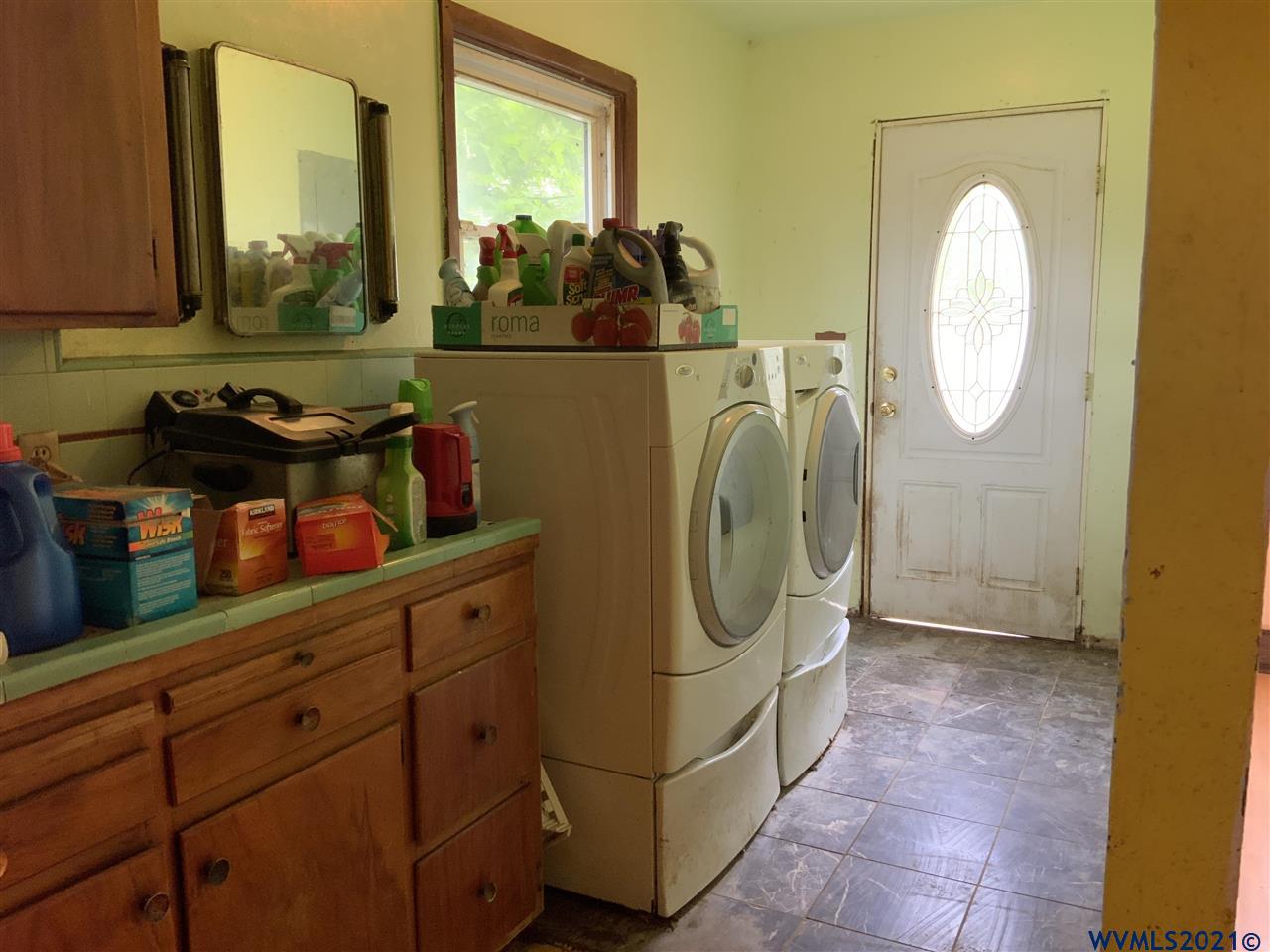 22255 Jennie Road Lyons, OR 97358 - Photo 18 of 27 Gallery Image 18