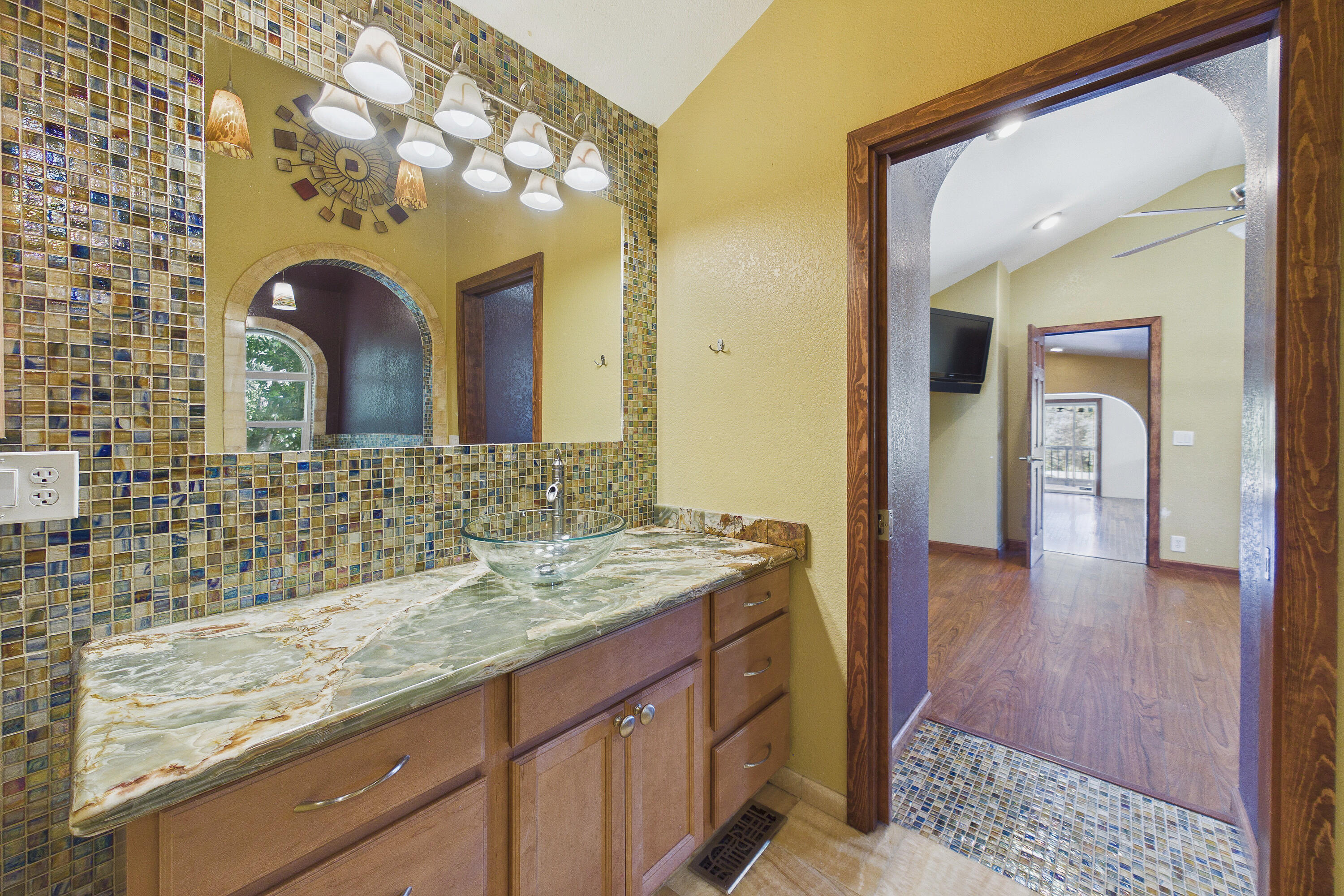 1250 Zenia Bluff Road Alderpoint, CA 95511 - Photo 31 of 73