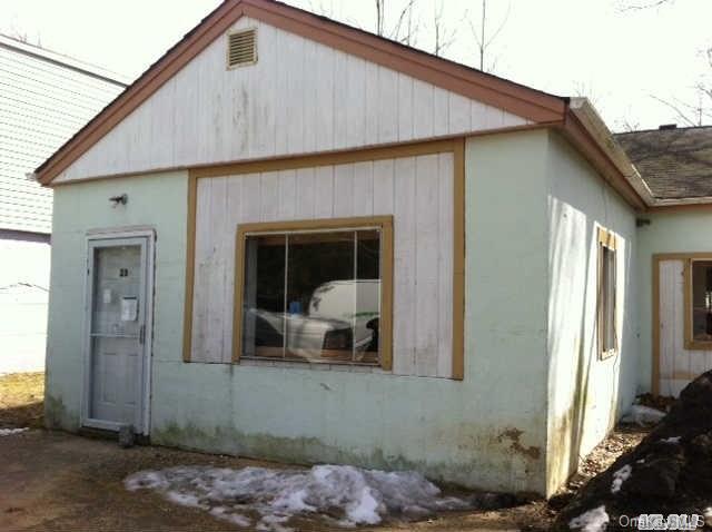 28 A Commack Road Mastic Beach, NY 11951 - Photo 1 of 1 1 Front