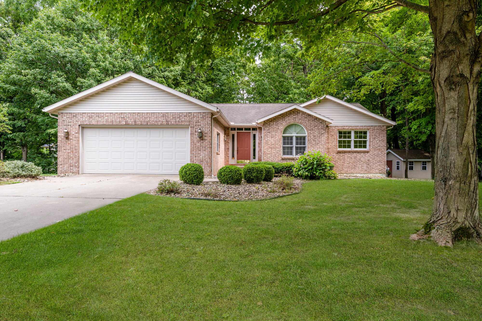 3975 Ravina Terrace St. Joseph, MI 49085 - Photo 2 of 39 Ravina Terr-101