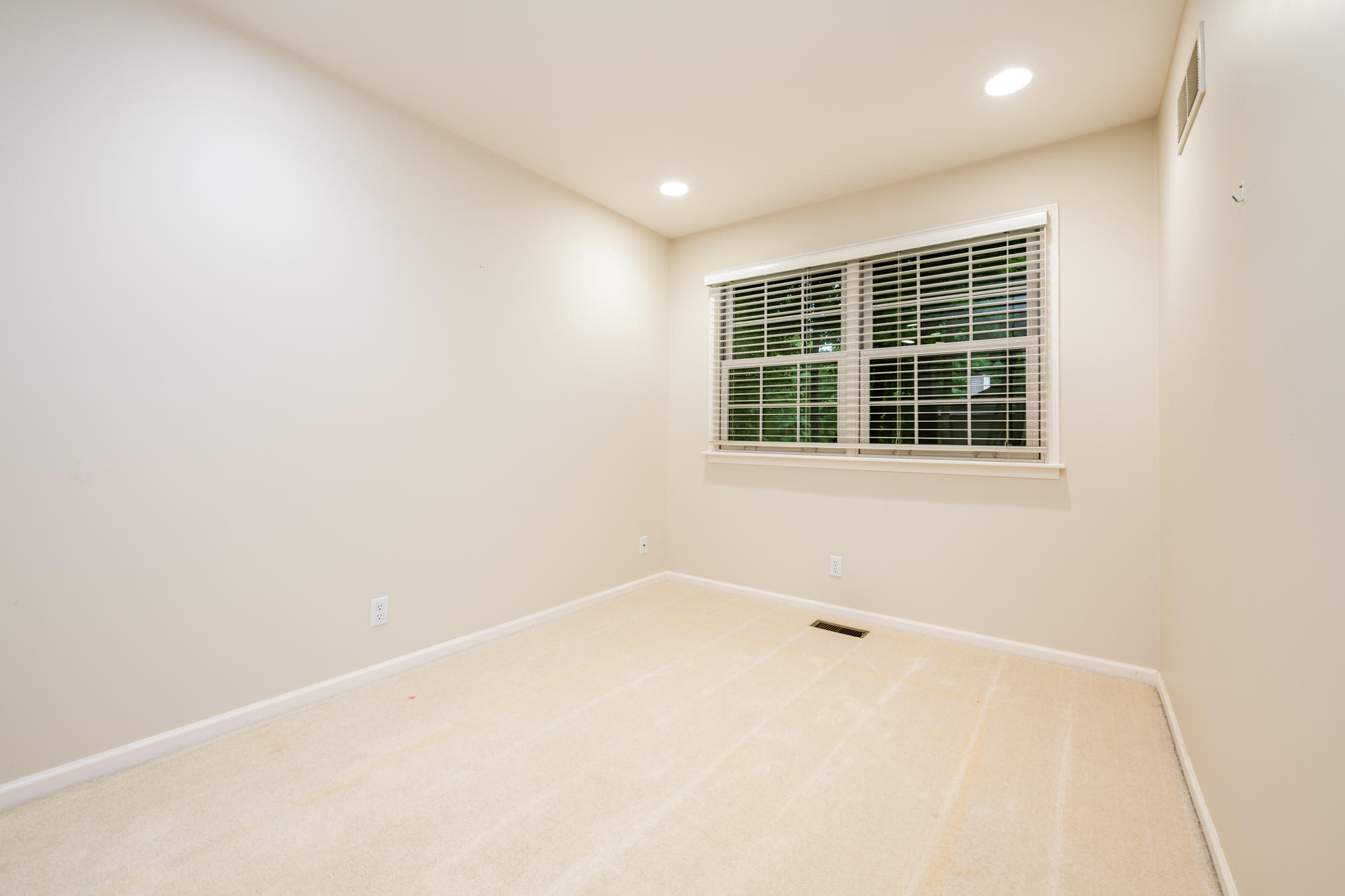 3975 Ravina Terrace St. Joseph, MI 49085 - Photo 21 of 39 Ravina Terr-120