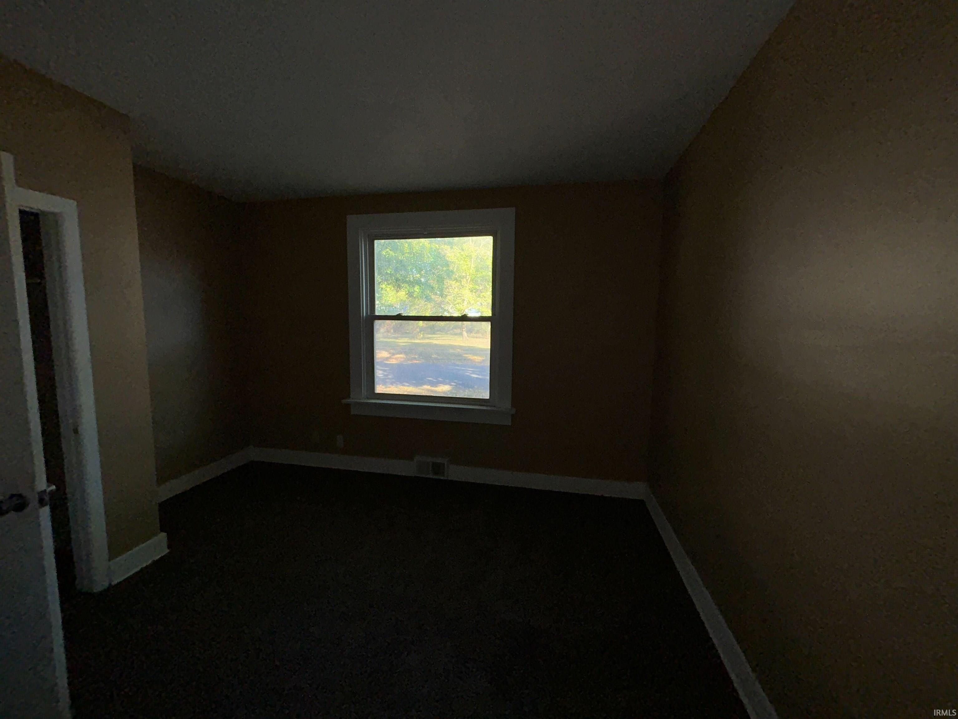 1311 Huestis Avenue Fort Wayne, IN 46807 - Photo 5 of 24