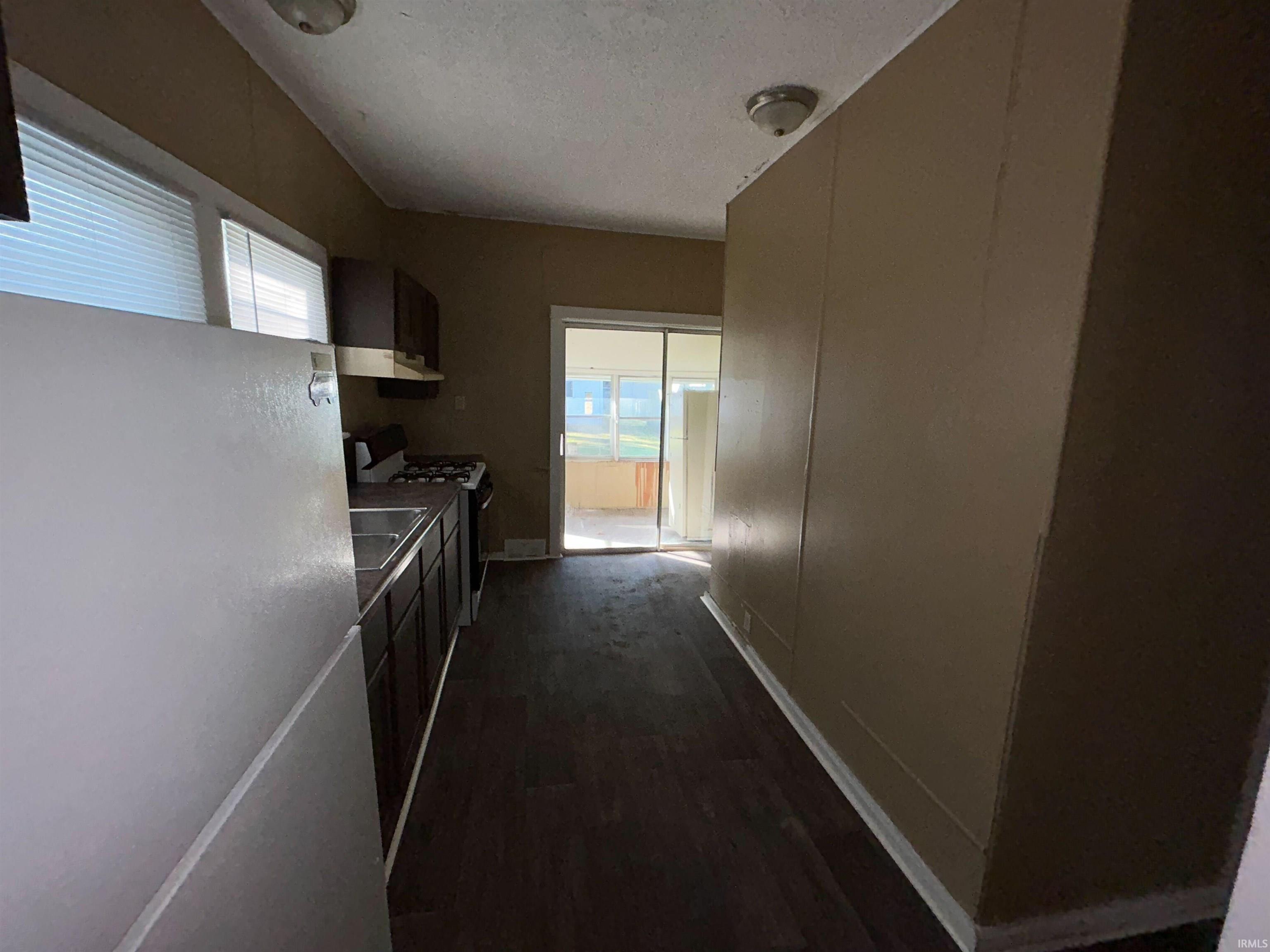 1311 Huestis Avenue Fort Wayne, IN 46807 - Photo 10 of 24