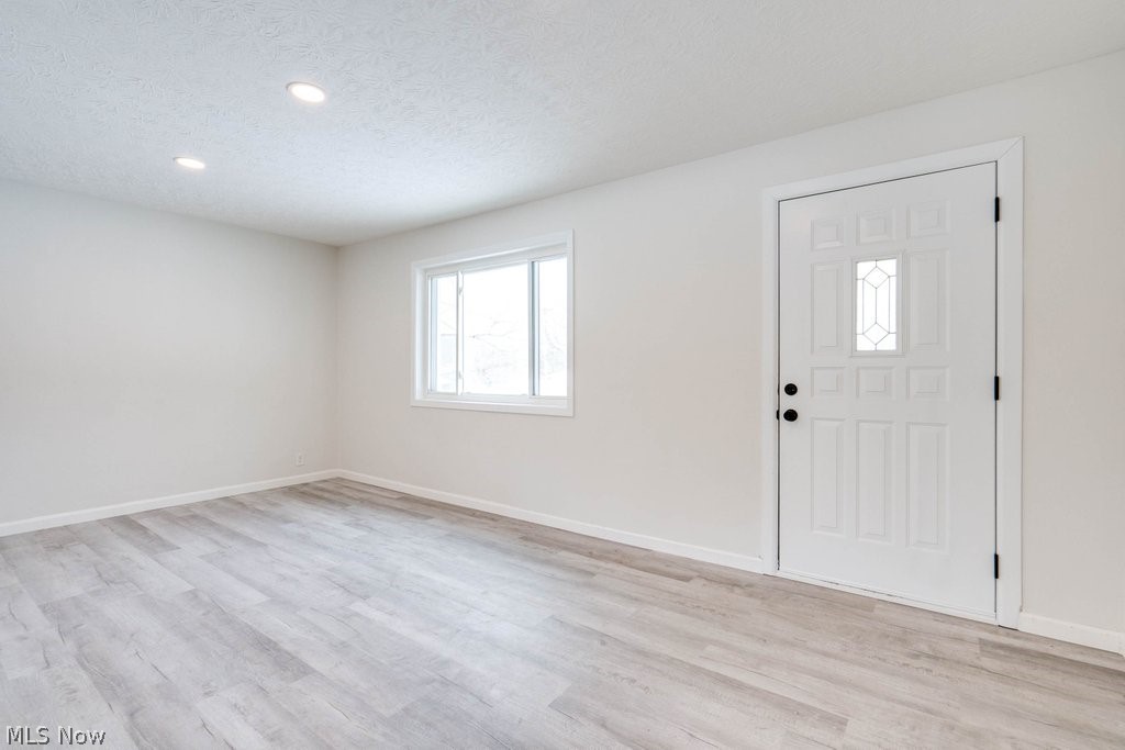 3867 Baumberger Road Stow, OH 44224 - Photo 14 of 34 Gallery Image 14