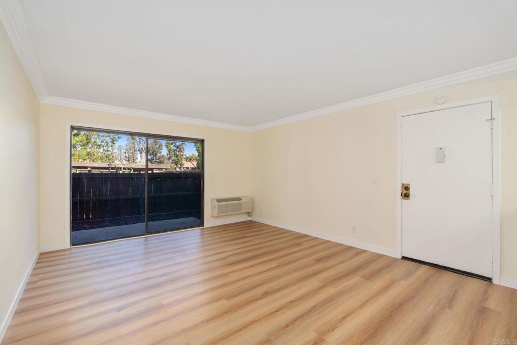 3535 Banbury Drive, Unit 65 Riverside, CA 92505 - Photo 5 of 33