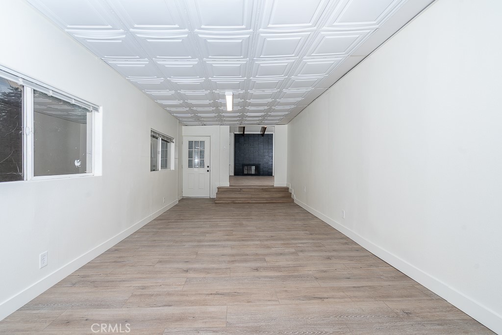 6026 Moraga Avenue Riverside, CA 92509 - Photo 8 of 42 a view of entryway