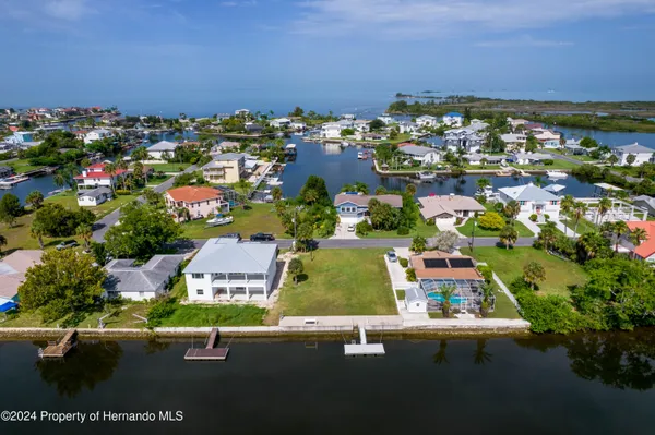 an aerial view of multiple house