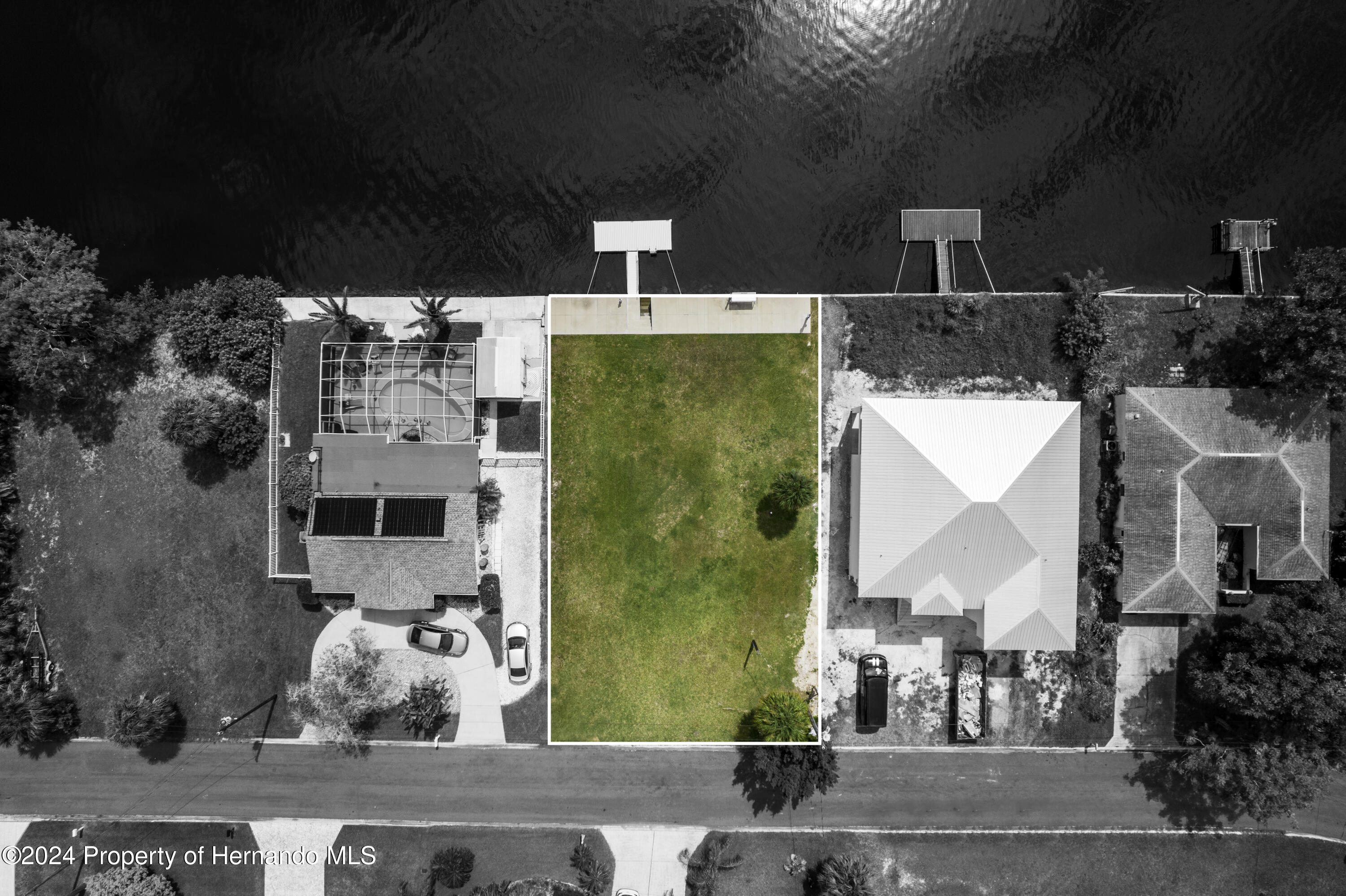 4530 Gulfstream Weeki Wachee, FL 34607 - Photo 14 of 22